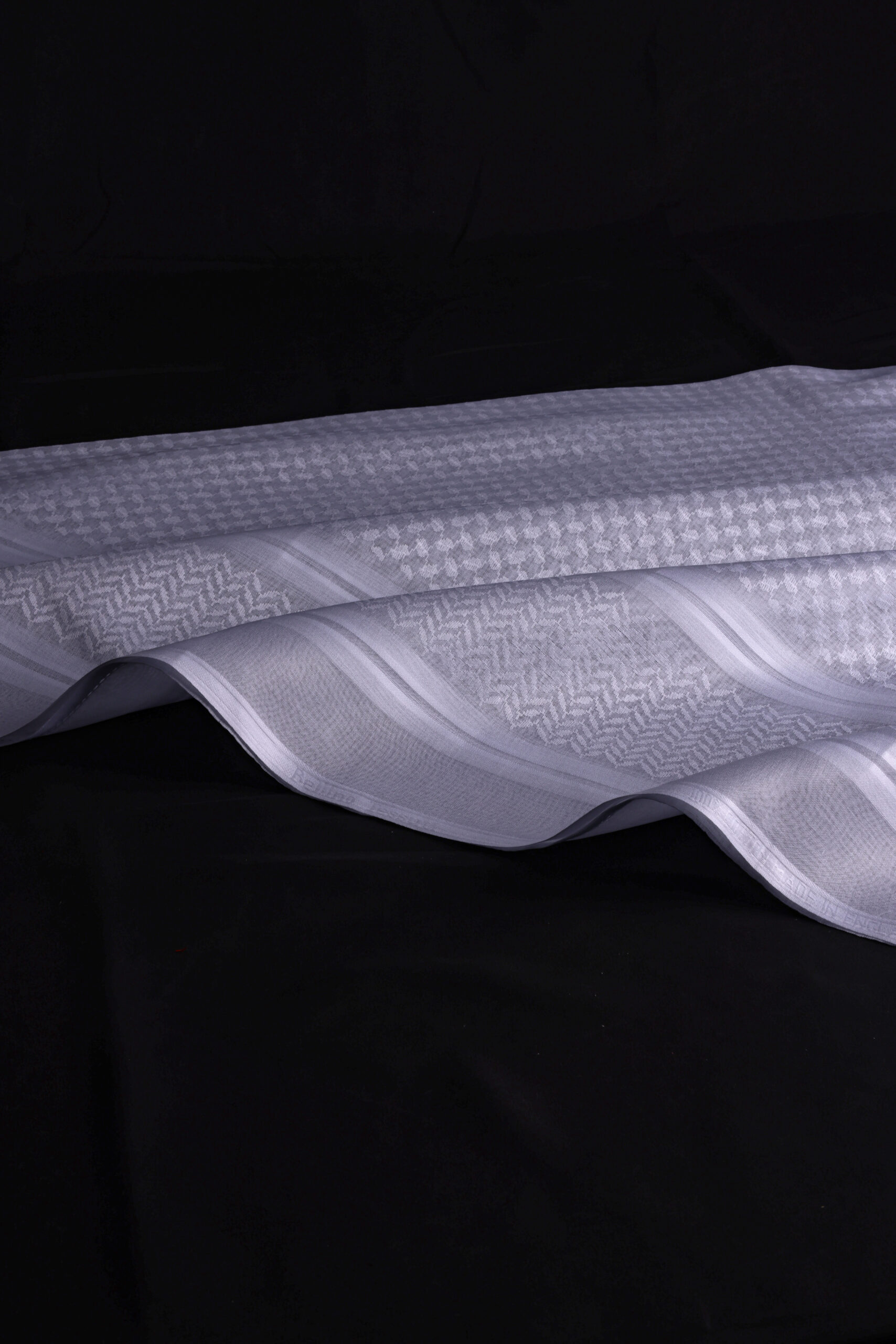 Tessutti 2026 Superdeluxe Shemagh White 533 - Image 7